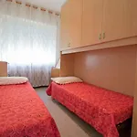 Daire Sandra By Interhome *