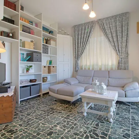 Appartamento Sandra By Interhome Le Focette